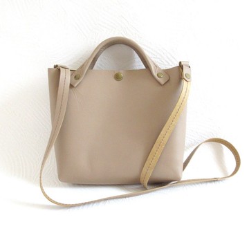 牛革・小巧可愛・迷你肩背包・米色・光滑・0165