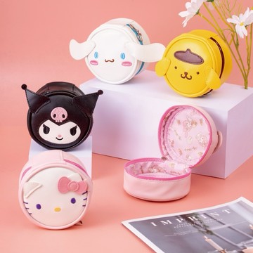 【HOOK 樂鉤生活】正版三麗鷗明星 Sanrio｜立體零錢包 化妝小包 耳機線收納包(大耳狗 庫洛米 美樂蒂 布丁狗 凱蒂貓)