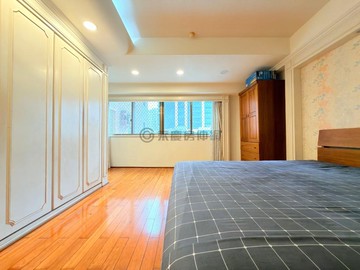 國家公園大亨,室內五房大空間,陽台進出,平面大車｜高雄市三民區正興路