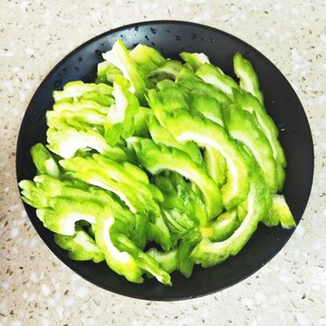 台灣產 山苦瓜切片 300g/包  | 已清洗 煮熟後再食用【海產教父】