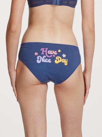 Lydia PMP, 笑臉三角內褲