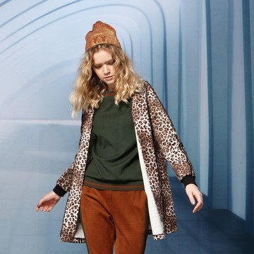 CLL巧玲瓏 時髦豹紋束袖連帽長外套 1007820