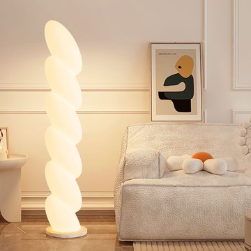 樂天最低價 免運/可開發票 110V立燈/落地燈 客廳沙發旁螺旋式落地燈臥室床頭RGB幻彩流動氛圍臥室裝飾護眼燈 快速出貨