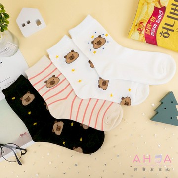 韓國襪子 水豚君星星條紋中筒襪 K2405