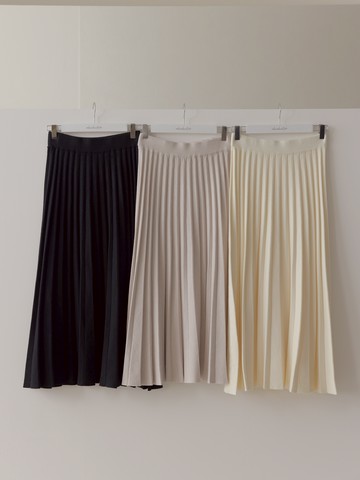 超舒服遮肉針織百褶裙