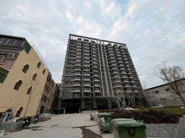 賠售★預售屋-鑫世紀兩房平車★賠售｜高雄市仁武區京富路