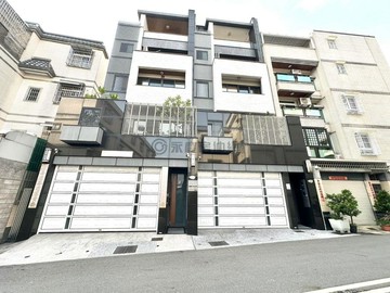 ★五甲商圈大面寬併排雙車電梯豪邸★｜高雄市鳳山區南進五街