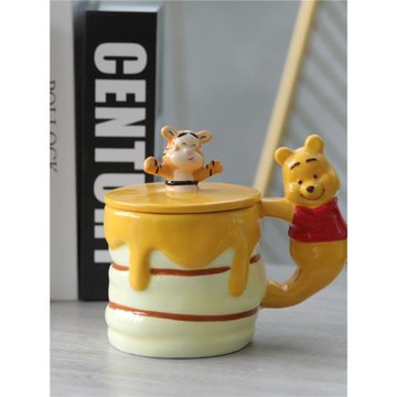 小熊維尼水杯陶瓷維尼熊杯可愛卡通咖啡馬克杯創意禮物帶蓋牛奶杯