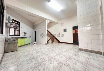 鳥松國中♡黃線捷運♡車庫別墅｜高雄市鳥松區松埔北巷