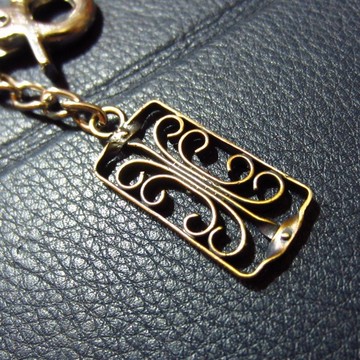 雲語~《窗櫺系列：雲羽》~純手工打造‧黃銅‧鑰匙圈