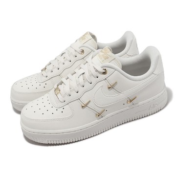 Nike 耐吉 休閒鞋 Wmns Air Force 1 07 LX 米白 金屬勾勾 女鞋 炫雅 AF1 FV3654-111