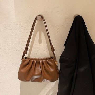 小眾設計小包包女包春夏2025新款潮時尚復古單肩斜挎包簡約褶皺包