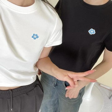 部分1-3天出貨 25新款 Wacky Willy火柴人膠片小花短袖 女款短踢 短版T恤 小花朵短t 小花花短袖