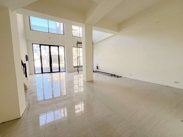 小檜溪重劃區 福鄉心匯面河岸挑高店面S1｜桃園市桃園區中央街