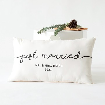 Just Married 文字抱枕