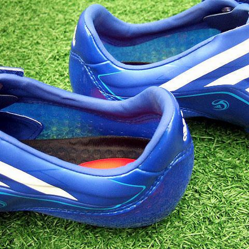 F50 2009 TUNiT スターターパッケージ トゥルーブルー