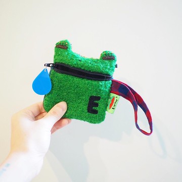 E*group 阿蛙口水手提零錢包 羊毛料拼布  草綠