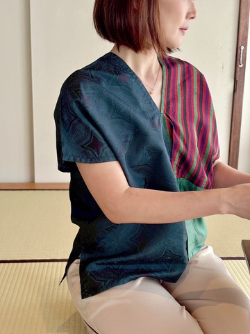 微修身日本絲質紅底黑綠紫條紋拼接變形蟲星星四角衣四方衣