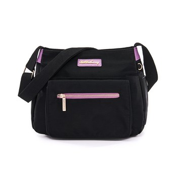 B.S.D.S冰山袋鼠 - BLACK魅惑 - 典雅拼接多層收納斜背包 - 共二色【U20061】