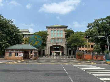 鳳山光復路商圈.青年國中.三樓公寓~低總價需整理｜高雄市鳳山區華山街