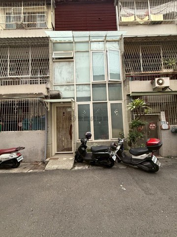 屏基孝親透天 近市中心生活機能完善｜屏東縣屏東市華二街