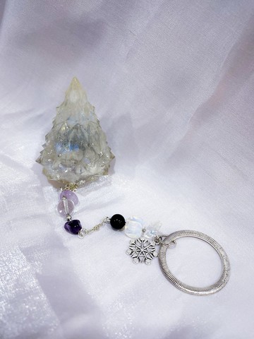 不只是小樹－重量級雪杉浮島靈擺