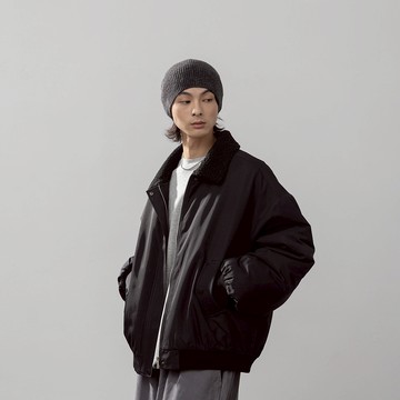 QUEENSHOP_F 男裝 Q毛拼接翻領外套 現+預 【02071686】