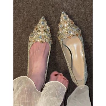 法式秀禾主婚紗高跟鞋女低跟尖頭水晶銀色婚鞋新娘鞋2025秋冬新款