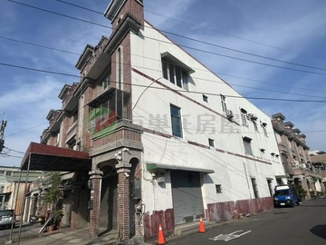 鹽行甲工百坪廠辦❤️有三相電、有水、廠高3.8米｜台南市永康區鹽平街