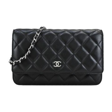 CHANEL 經典銀色雙C LOGO菱格紋小羊皮WOC手拿/斜背包(黑色)