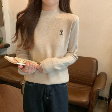 【限時79折】日心光瀾半高領安迪絨刺繡針織衫-92754