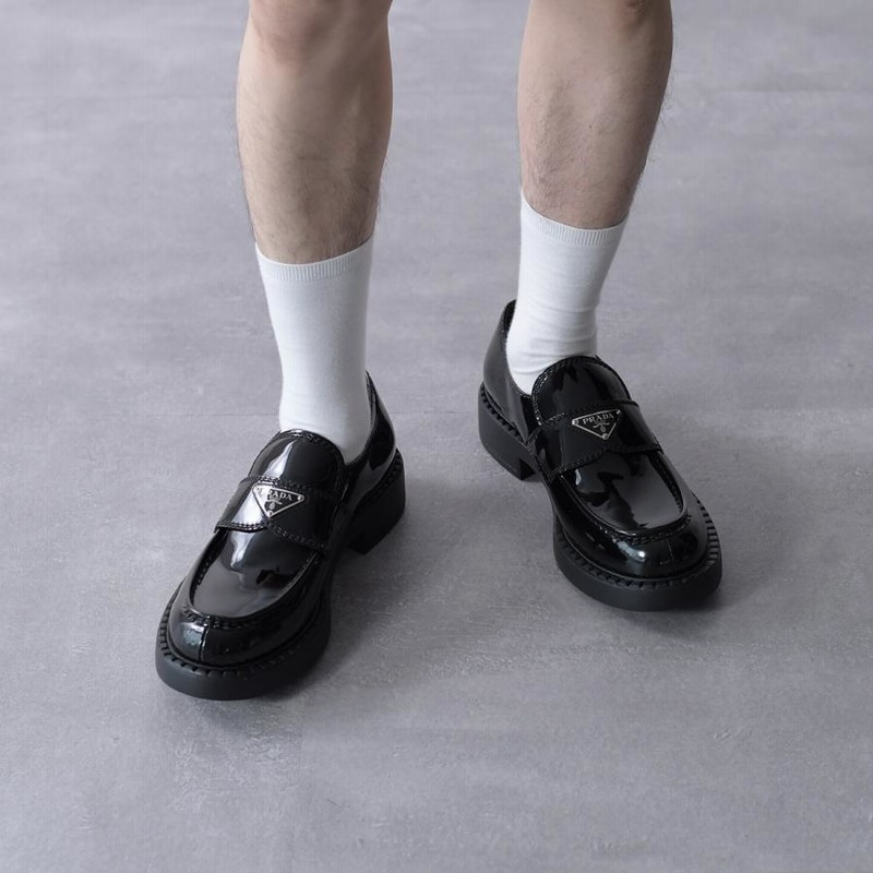 PRADA プラダ シューズ パテントレザー ローファー 2DE127 069 PRADA プラダ シューズ パテントレザー ローファー 2DE127 069