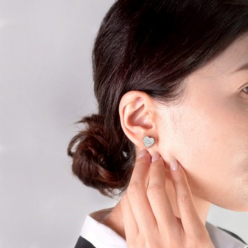 LACOSTE / 2040421 / Love My Croc 不鏽鋼愛心耳環 銀色