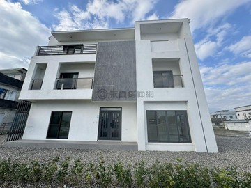 近員山鄉公所雙面路大面寬全新農舍｜宜蘭縣員山鄉賢德路二段