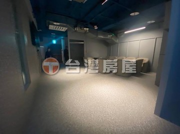 西門町大坪數整層萬年大樓｜台北市萬華區西寧南路