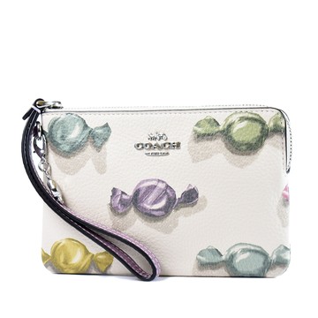 COACH 糖果印花吊飾荔枝紋皮革手拿包-白色