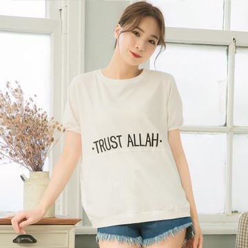 全尺碼-英字圓領設計棉質袖口下擺螺紋鬆緊短袖上衣(共二色)lingling