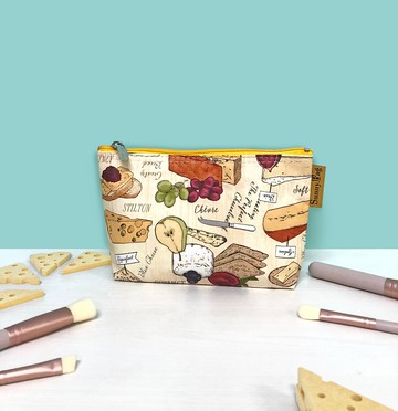 Sunny Bag-多功能棉布文具袋/化妝包 -起司的約會