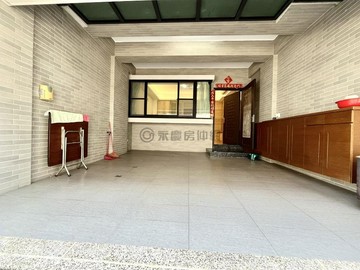 歸仁國小旁！5米面寬「輕屋齡」傳統車墅｜台南市歸仁區信義北路