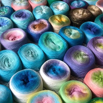 多種類型的紗線合集 羊駝毛紗五線譜紗段染牛奶棉紗以及蛋糕紗