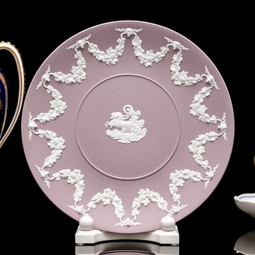 英國製 Wedgwood 美麗傳說 粉紫女神浮雕陶瓷盤 典雅藝術珍品