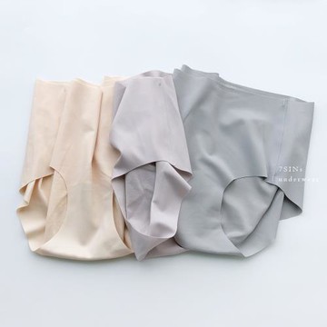 7SINs立體防夾臀隱形無痕內褲