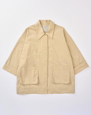 立體造型口袋襯衫領廓型外套(兩色)