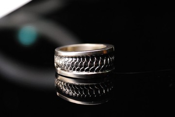 一本 /手工銀飾/戒指/白駒過隙/龍