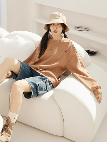 親膚太空棉鏤空拼接寬版上衣