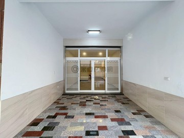 鳳山綠園道 住商用臨路三角窗邊間翻新美透天｜高雄市鳳山區文聖街