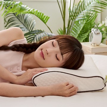 【廠商直送】戀家天然乳膠枕-蝶型貼頸枕