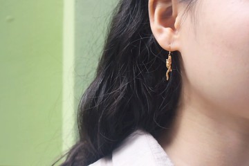 【PICK&COLLECT】設計師S-熔溶系列-鍍K金流線耳環-一對販售