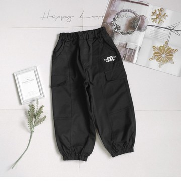 韓系帥哥極簡黑電繡字母外出長褲 秋冬童裝 男童長褲 男童外出褲 男童褲子 秋冬長褲 秋冬休閒褲
