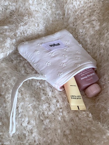 KORO LACE POUCH